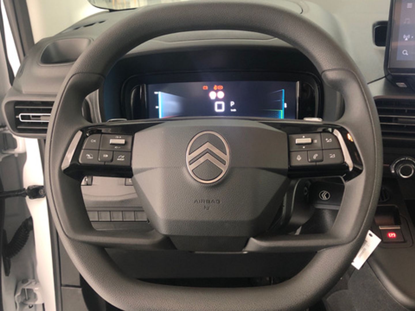 Citroen ë-Berlingo Talla M Plus 50 kWh 100 kW (136 CV)