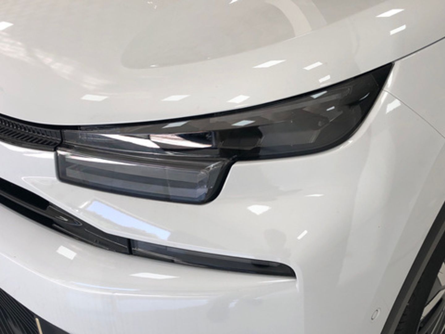 Citroen C4 Hybrid 136 e-DCS6 Business Edition 100 kW (136 CV)
