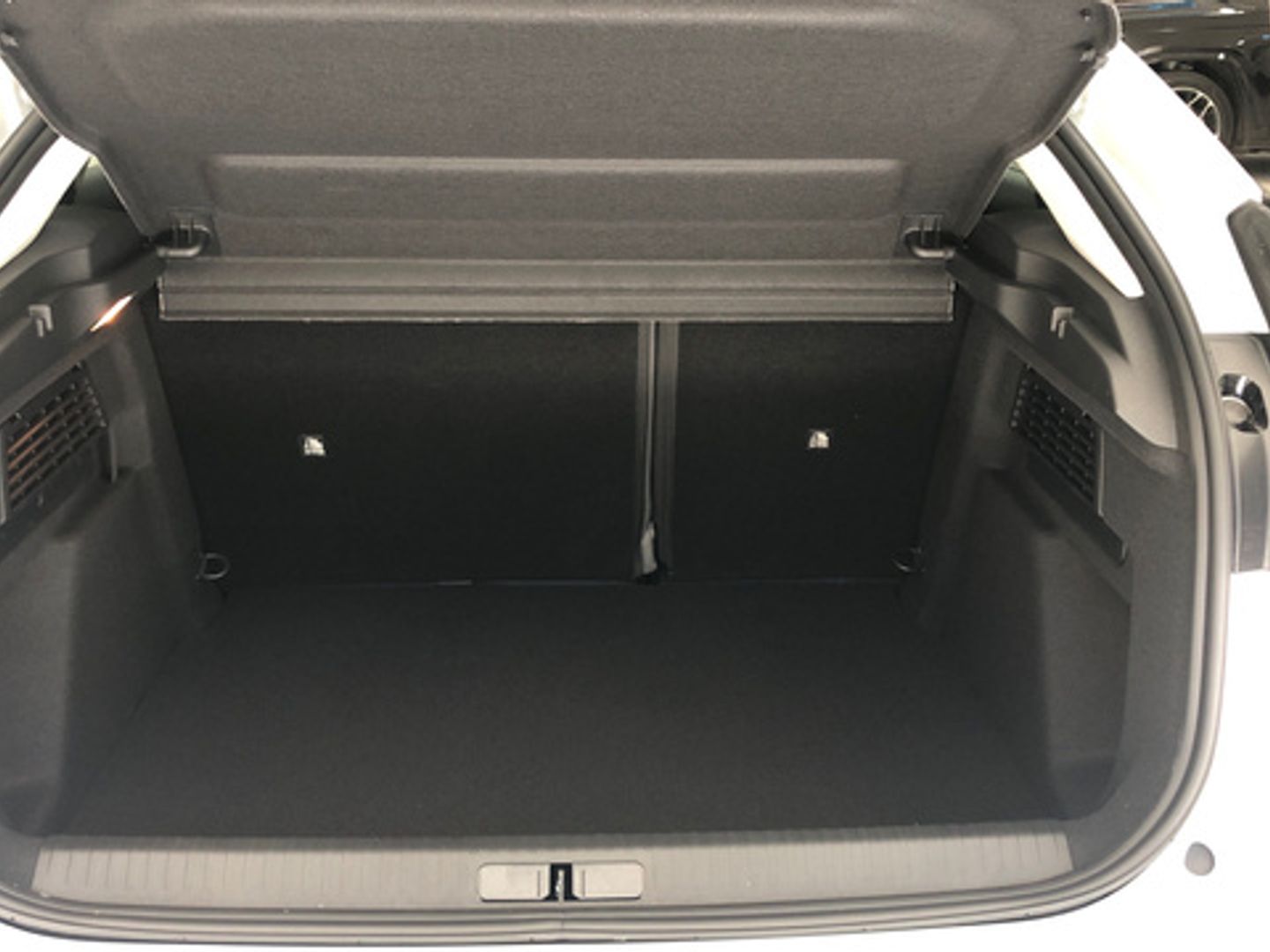 Citroen C4 Hybrid 136 e-DCS6 Business Edition 100 kW (136 CV)