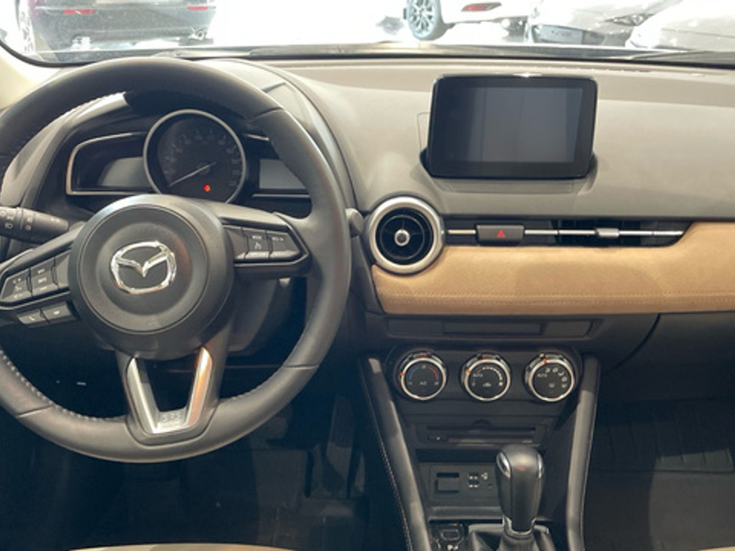 Mazda CX-3 2.0 G Evolution Design AT 89 kW (121 CV)