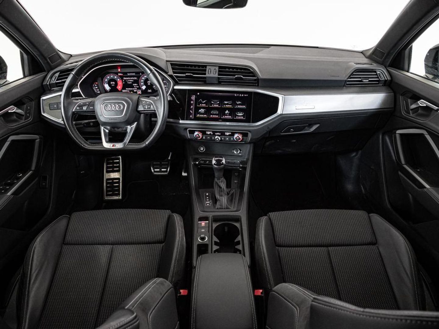 Audi Q3 Black line 40 TFSI quattro 140 kW (190 CV) S tronic