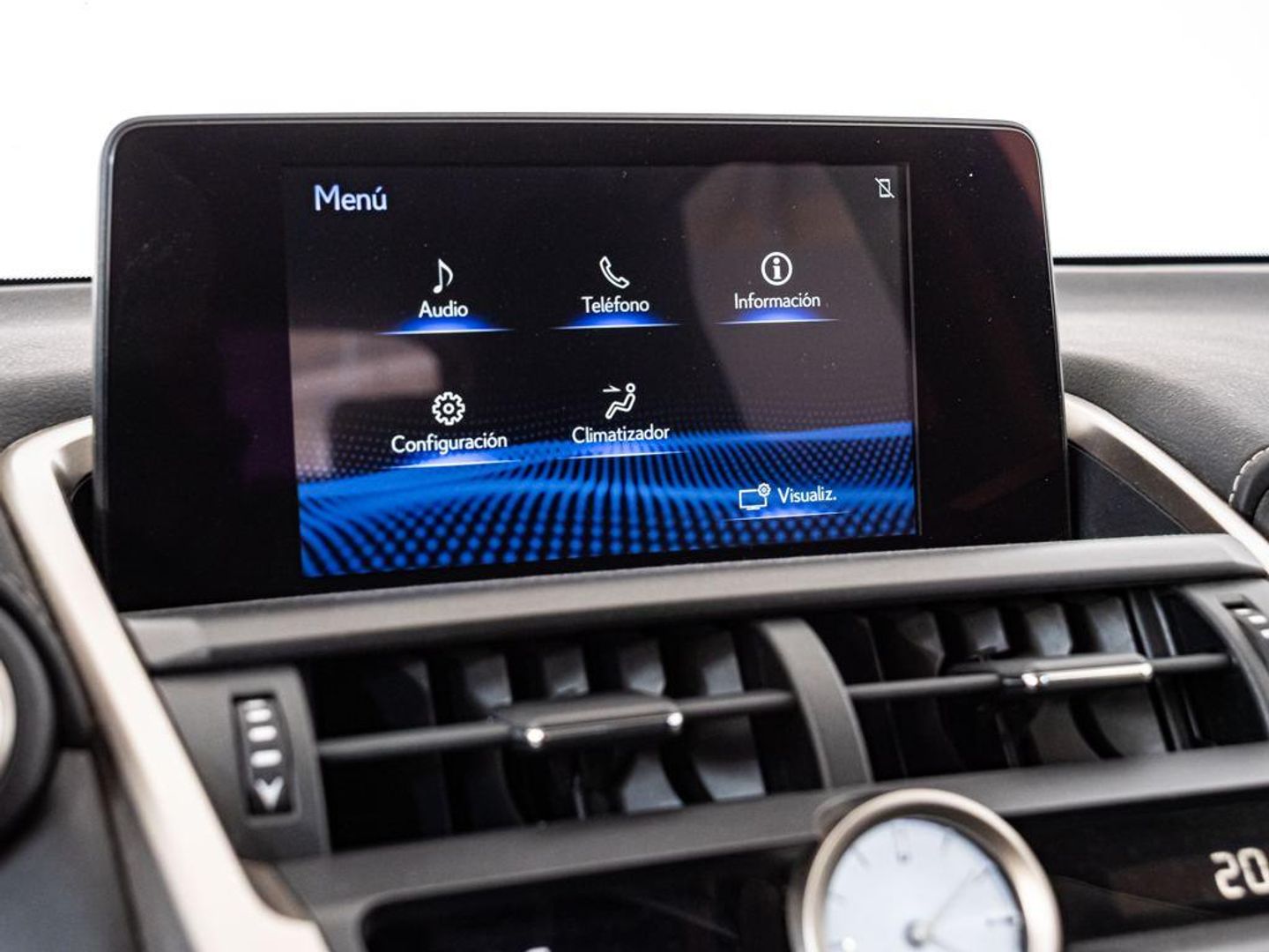 Lexus NX NX 300h Premium 2WD 145 kW (197 CV)