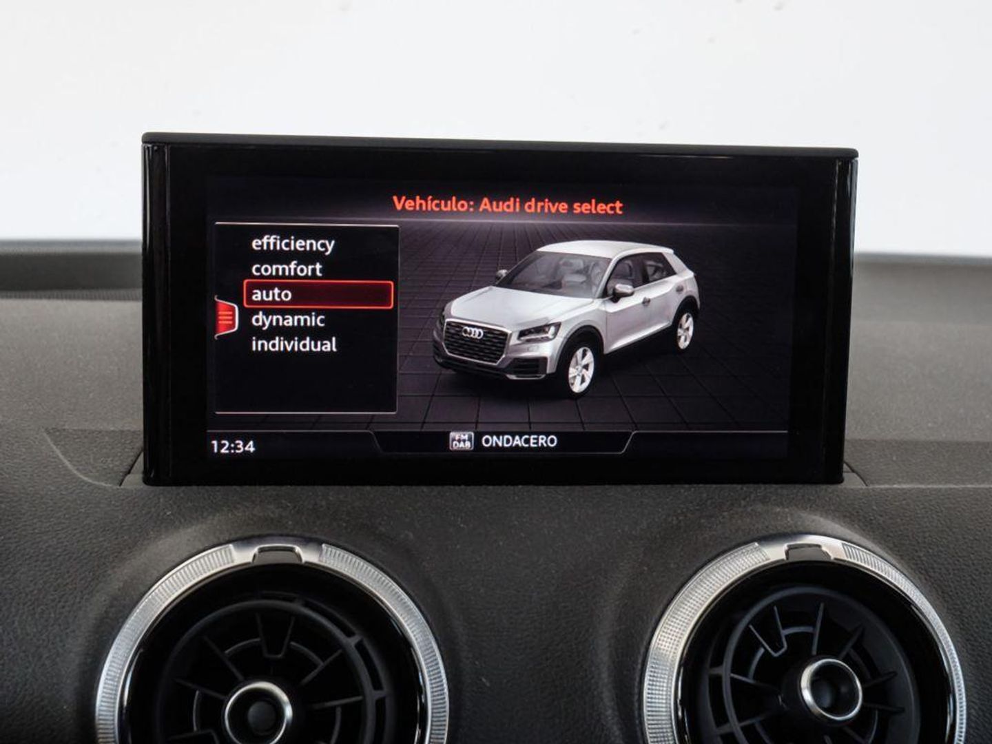 Audi Q2 Adrenalin 35 TFSI 110 kW (150 CV) S tronic