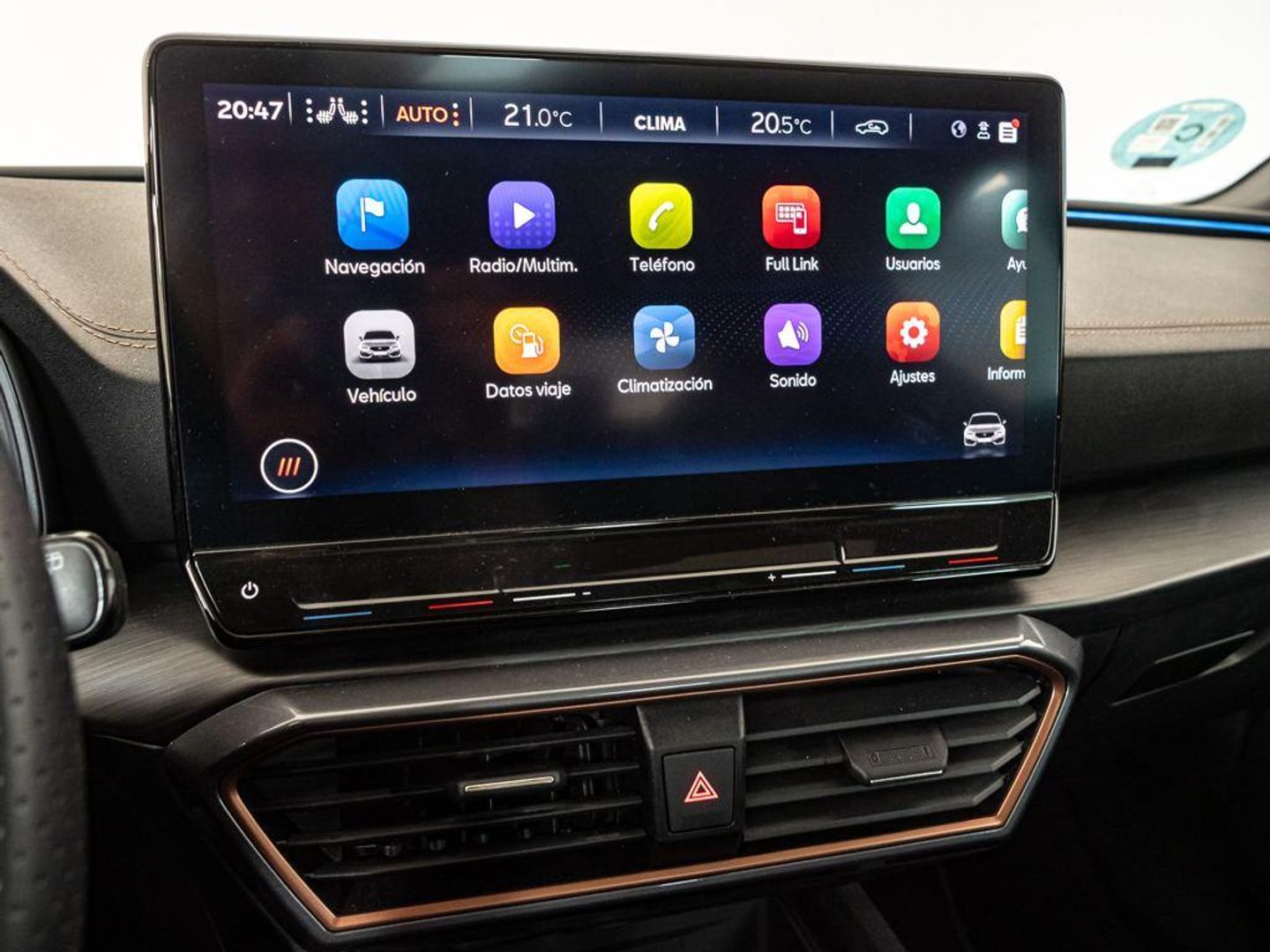 CUPRA León 2.0 TSI VZ DSG 221 kW (300 CV)