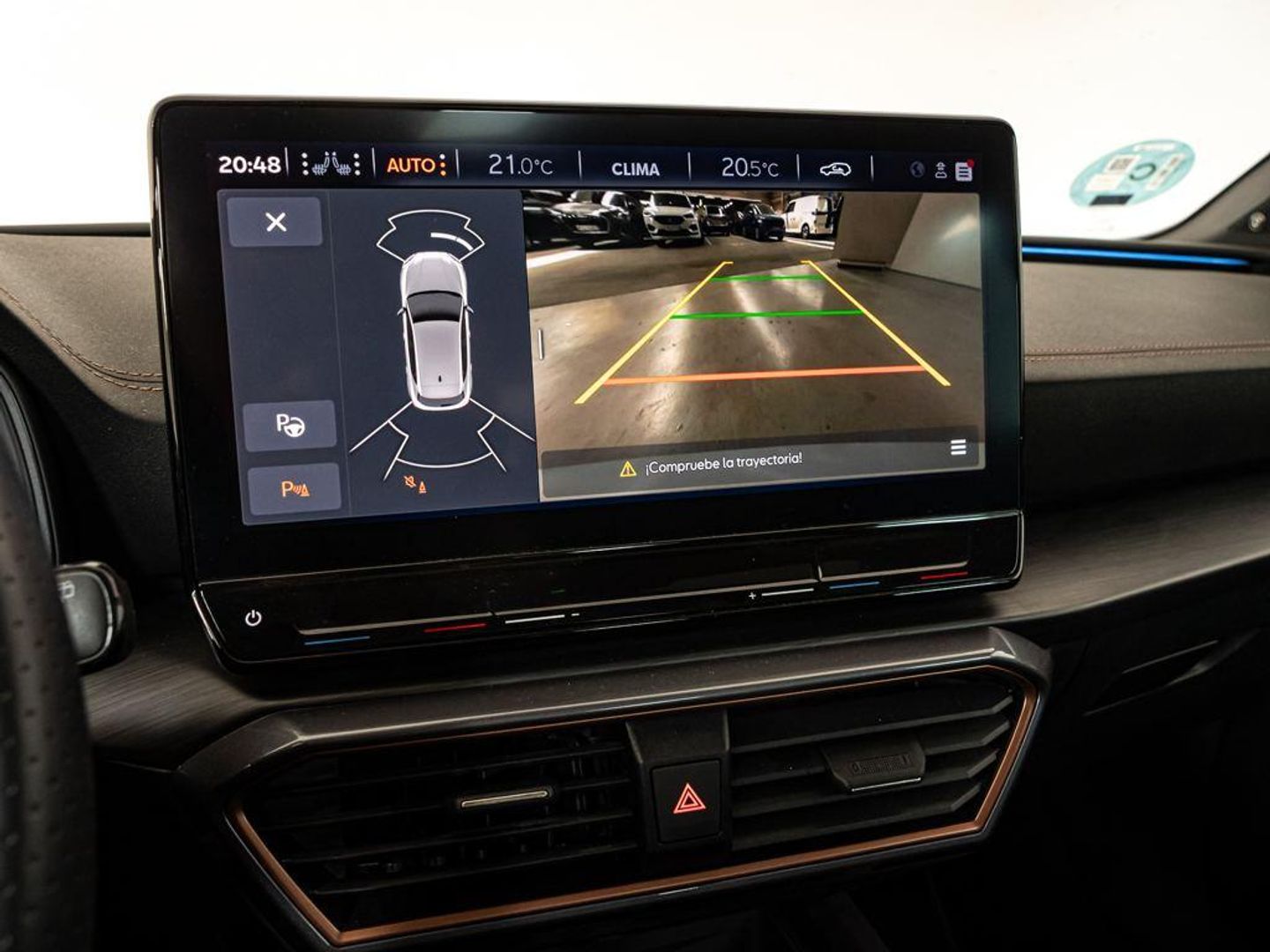 CUPRA León 2.0 TSI VZ DSG 221 kW (300 CV)