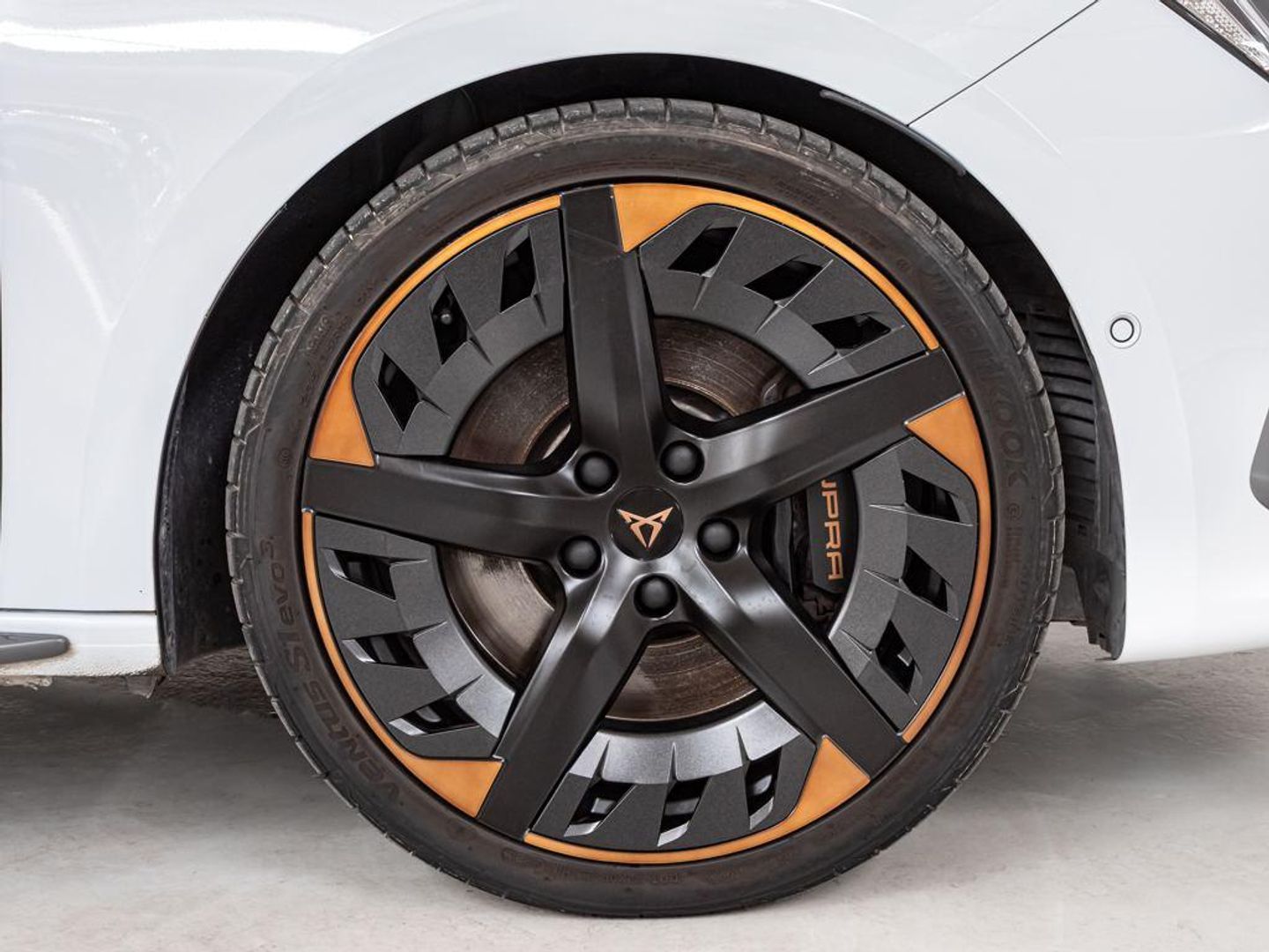 CUPRA León 2.0 TSI VZ DSG 221 kW (300 CV)
