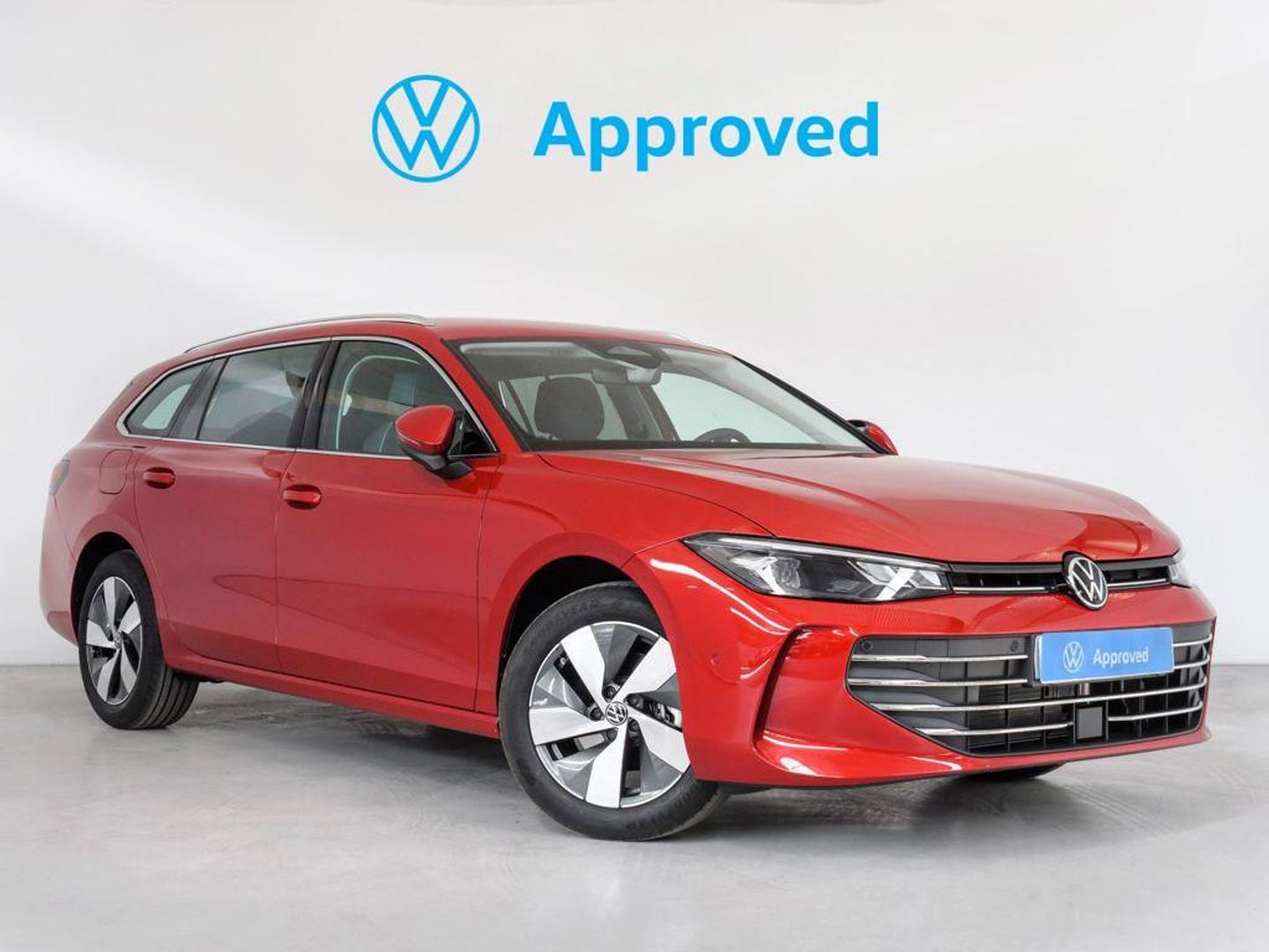 Volkswagen Passat Variant Business 1.5 eTSI 110 kW (150 CV) DSG Rojo Familiar