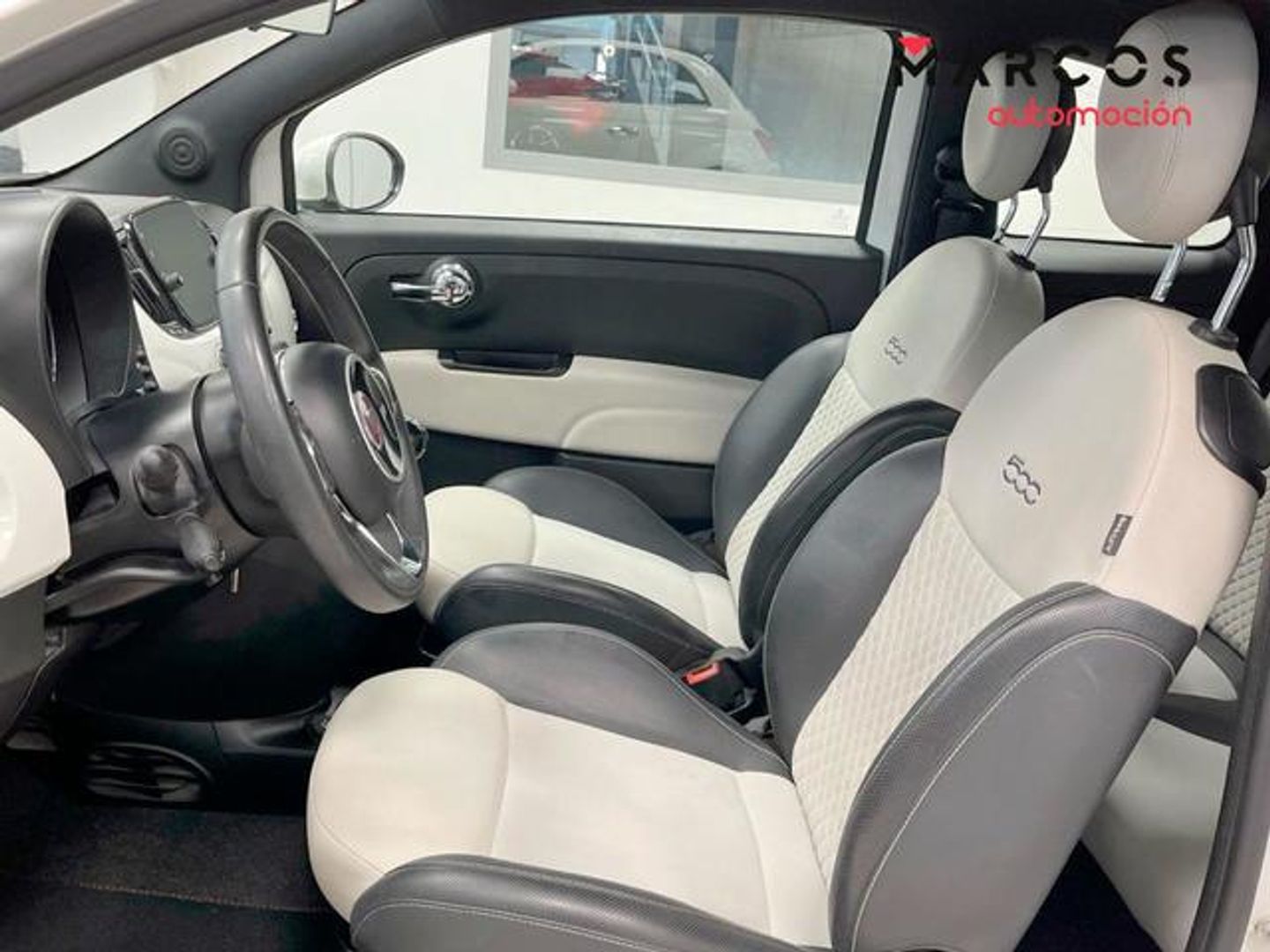 Fiat 500C 1.0 Hybrid Dolcevita 51 kW (70 CV)