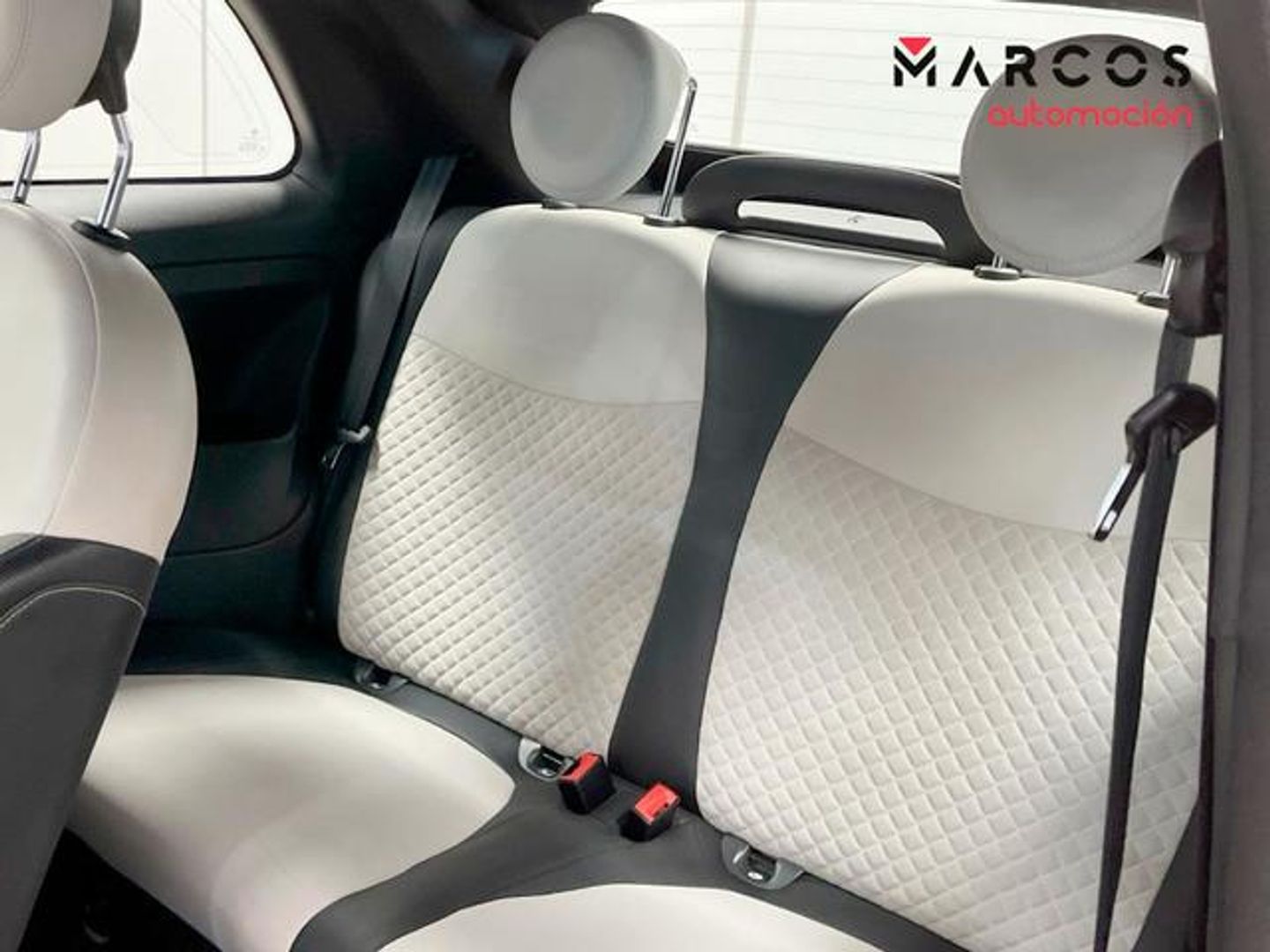 Fiat 500C 1.0 Hybrid Dolcevita 51 kW (70 CV)