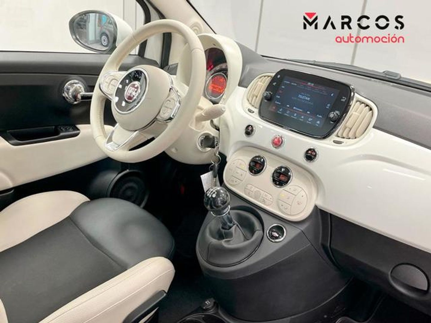 Fiat 500 1.0 Hybrid Dolcevita 51 kW (70 CV)