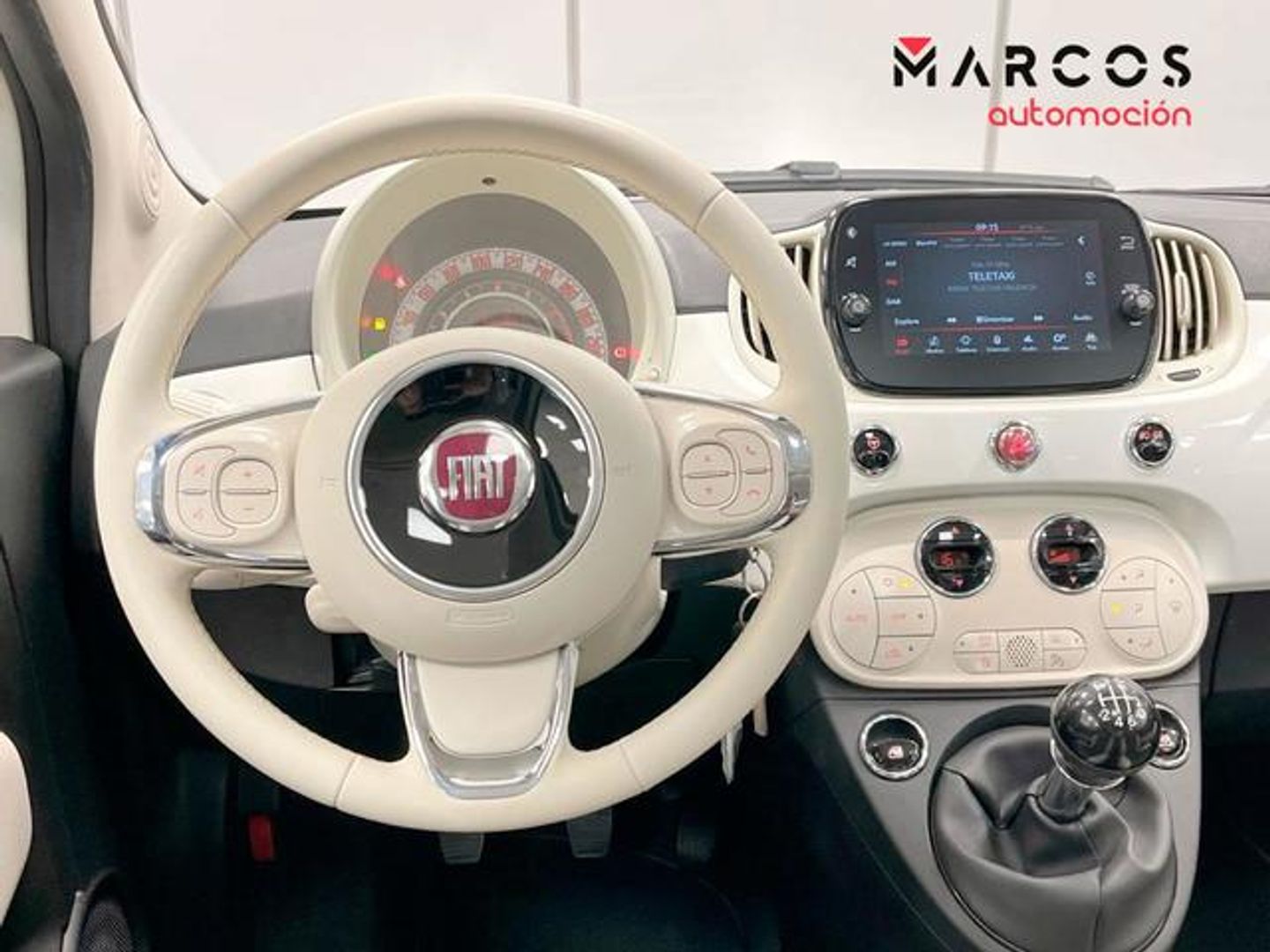 Fiat 500 1.0 Hybrid Dolcevita 51 kW (70 CV)
