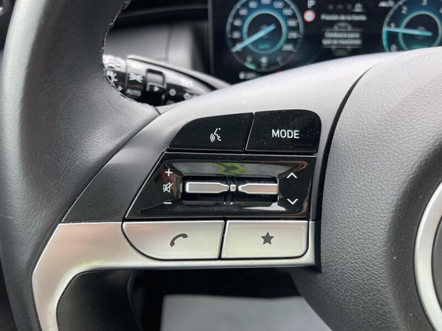 Hyundai Tucson 1.6 CRDI 48V Maxx DCT 100 kW (136 CV)