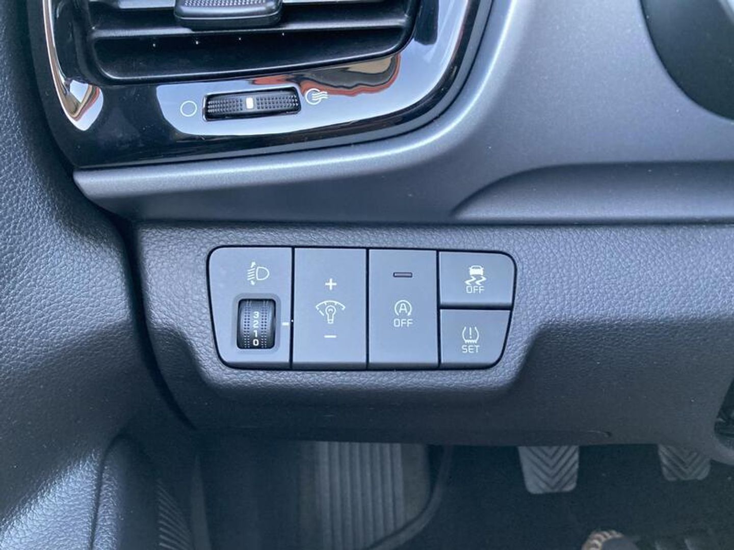 Kia Stonic 1.0 T-GDi MHEV Drive iMT 74 kW (100 CV)
