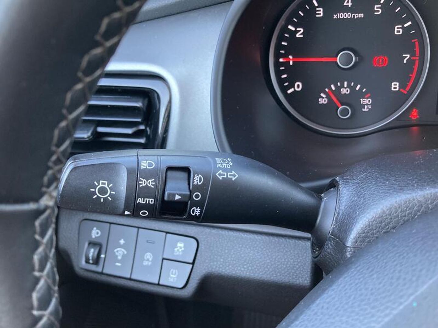 Kia Stonic 1.0 T-GDi MHEV Drive iMT 74 kW (100 CV)
