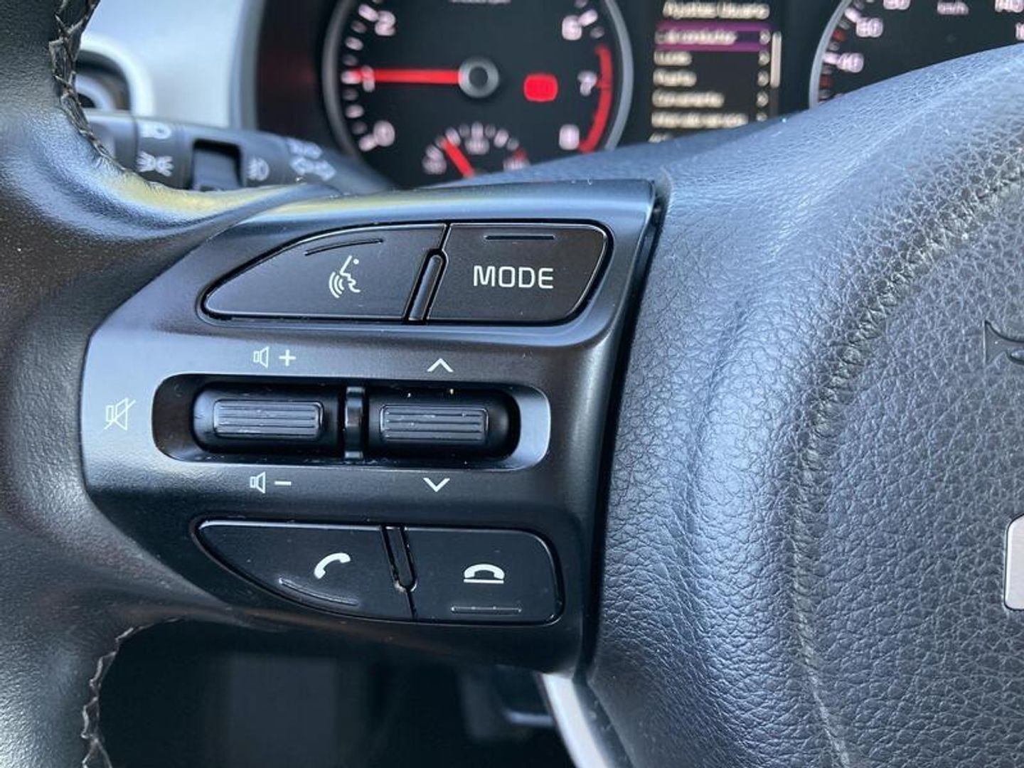 Kia Stonic 1.0 T-GDi MHEV Drive iMT 74 kW (100 CV)