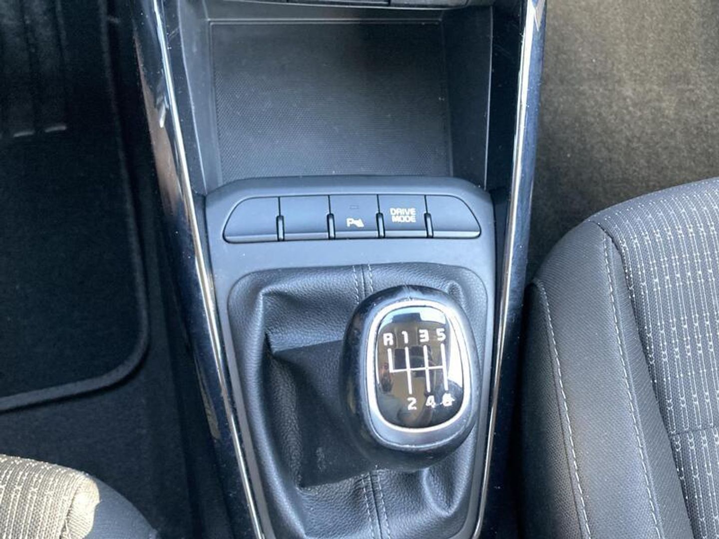 Kia Stonic 1.0 T-GDi MHEV Drive iMT 74 kW (100 CV)