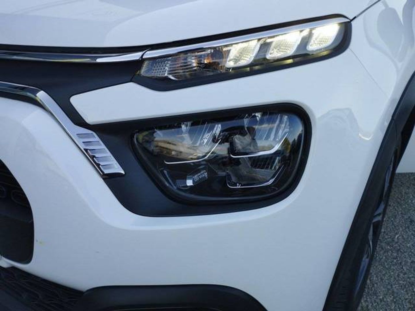 Citroen C3 BlueHDi 100 S&S Shine 75 kW (102 CV)