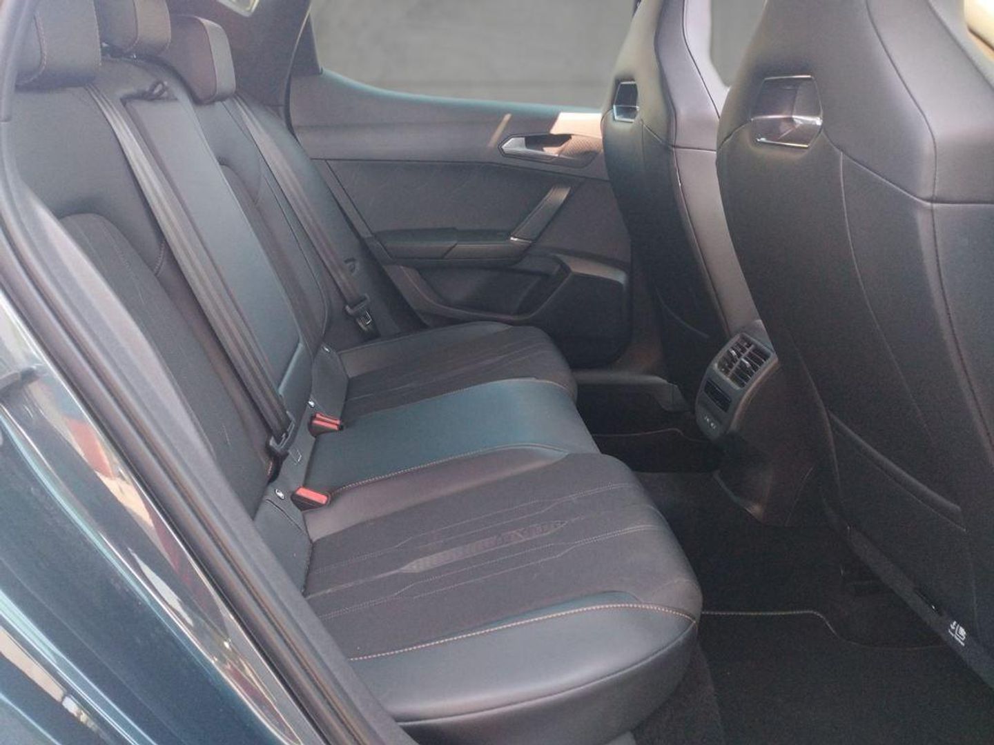 CUPRA León 2.0 TSI DSG 221 kW (300 CV)