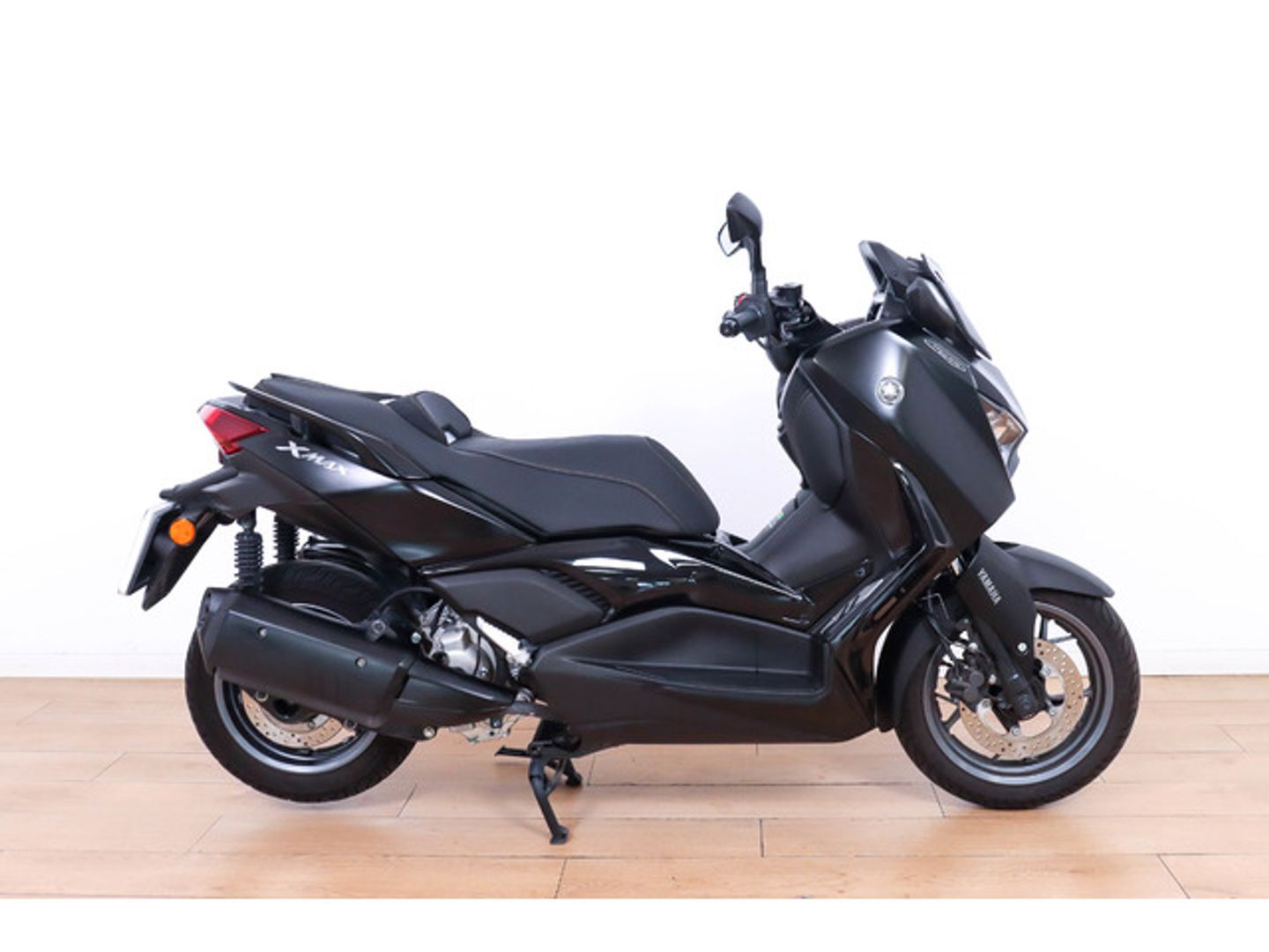 Yamaha XMAX 300 Tech MAX Negro Motorcycle
