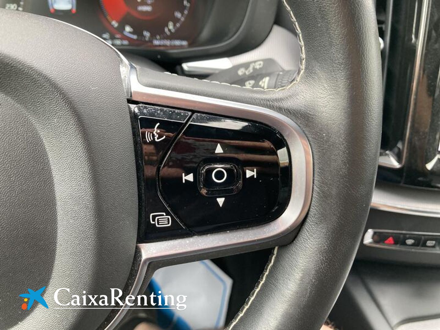 Volvo XC60 T6 Recharge R-Design AWD Auto 250 kW (340 CV)