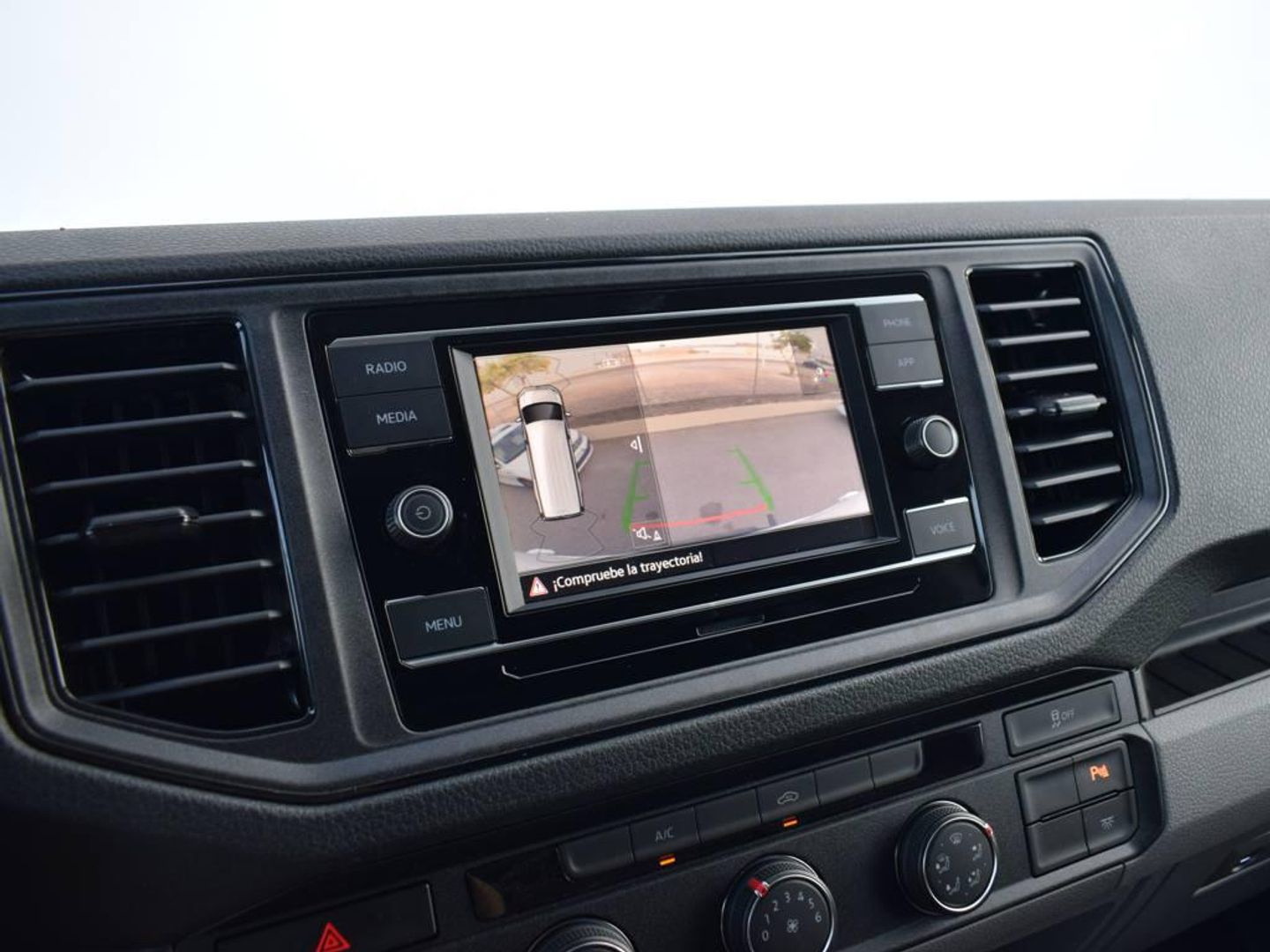 Volkswagen Crafter Furgon Batalla Media TN 2.0 TDI 103 kW (140 CV) 3.500