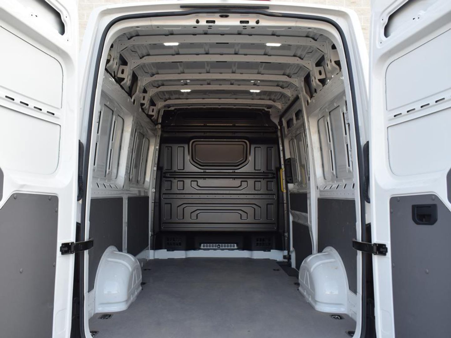 Volkswagen Crafter Furgon Batalla Media TN 2.0 TDI 103 kW (140 CV) 3.500