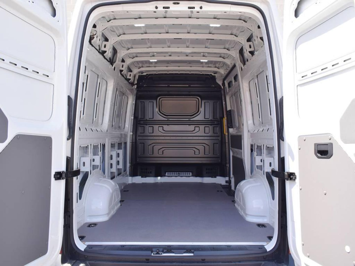 Volkswagen Crafter Furgon Batalla Media TN 2.0 TDI 103 kW (140 CV) 3.500