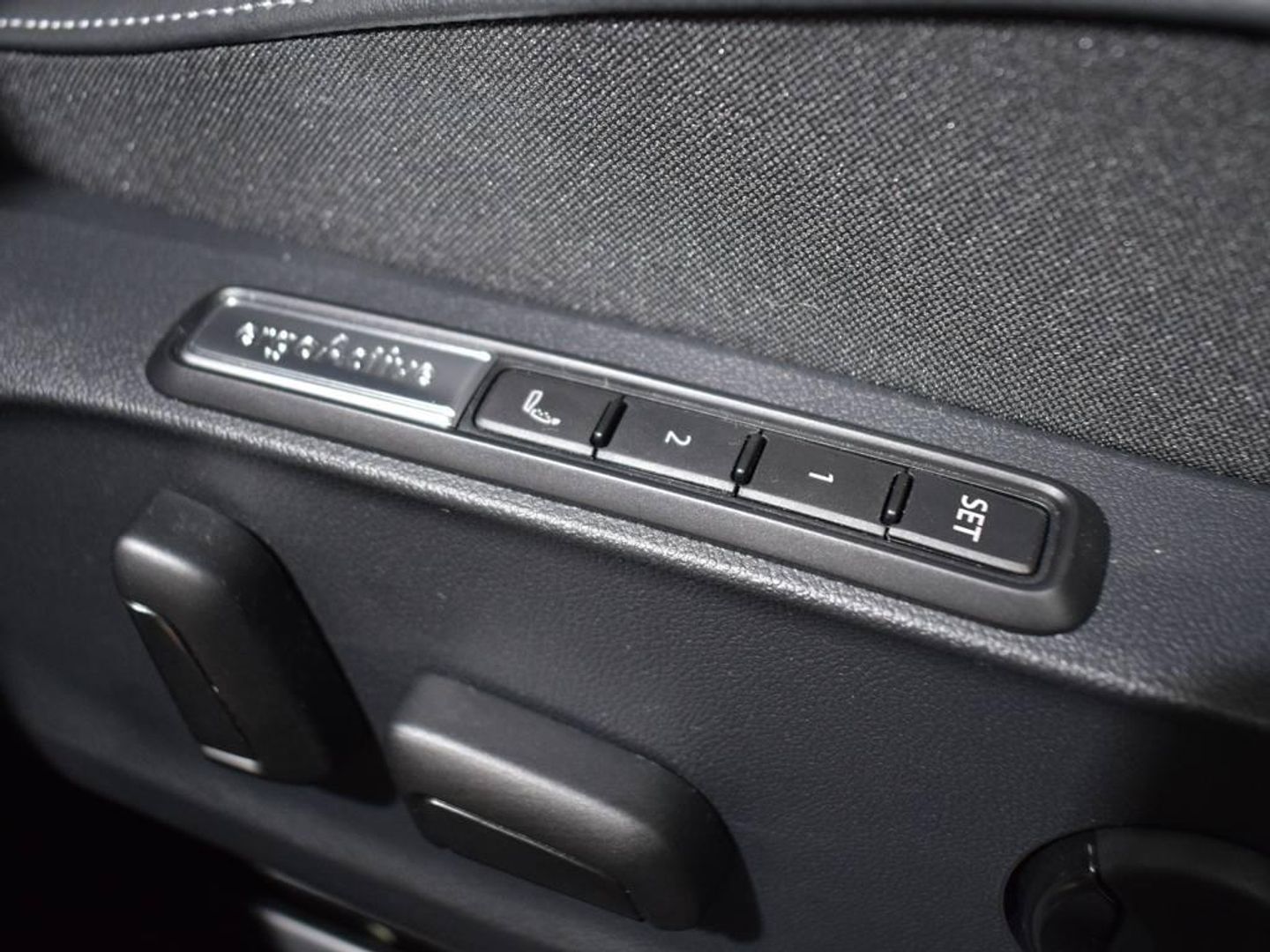 Volkswagen ID.7 Pro 77kWh Auto 210 kW (286 CV)