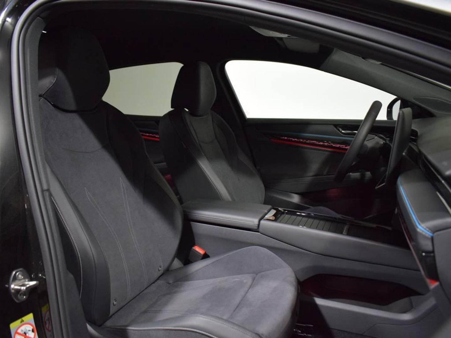 Volkswagen ID.7 Pro 77kWh Auto 210 kW (286 CV)