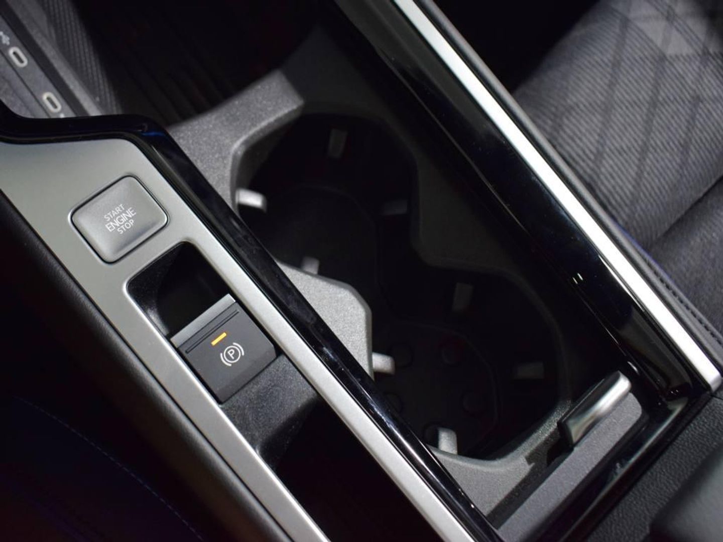Volkswagen Passat Variant R-Line 1.5 eTSI 110 kW (150 CV) DSG