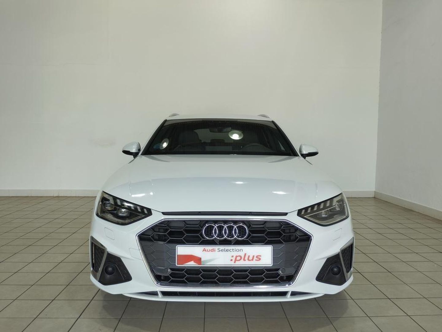 Audi A4 Avant S line 35 TDI 120 kW (163 CV) S tronic Blanco Familiar