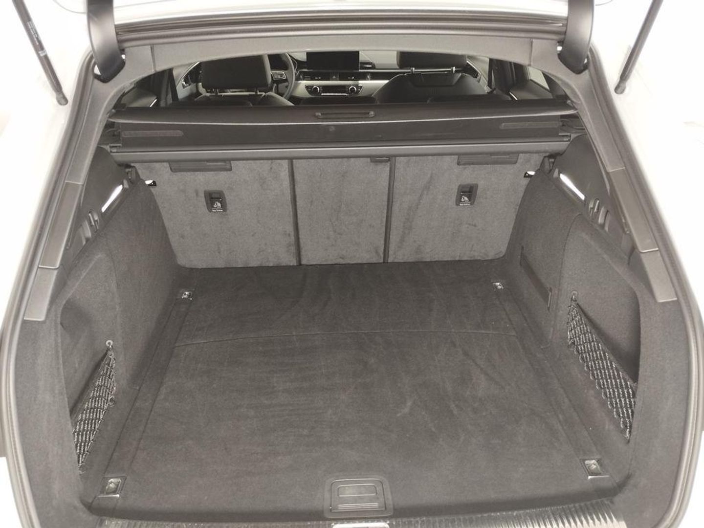 Audi A4 Avant S line 35 TDI 120 kW (163 CV) S tronic Blanco Familiar