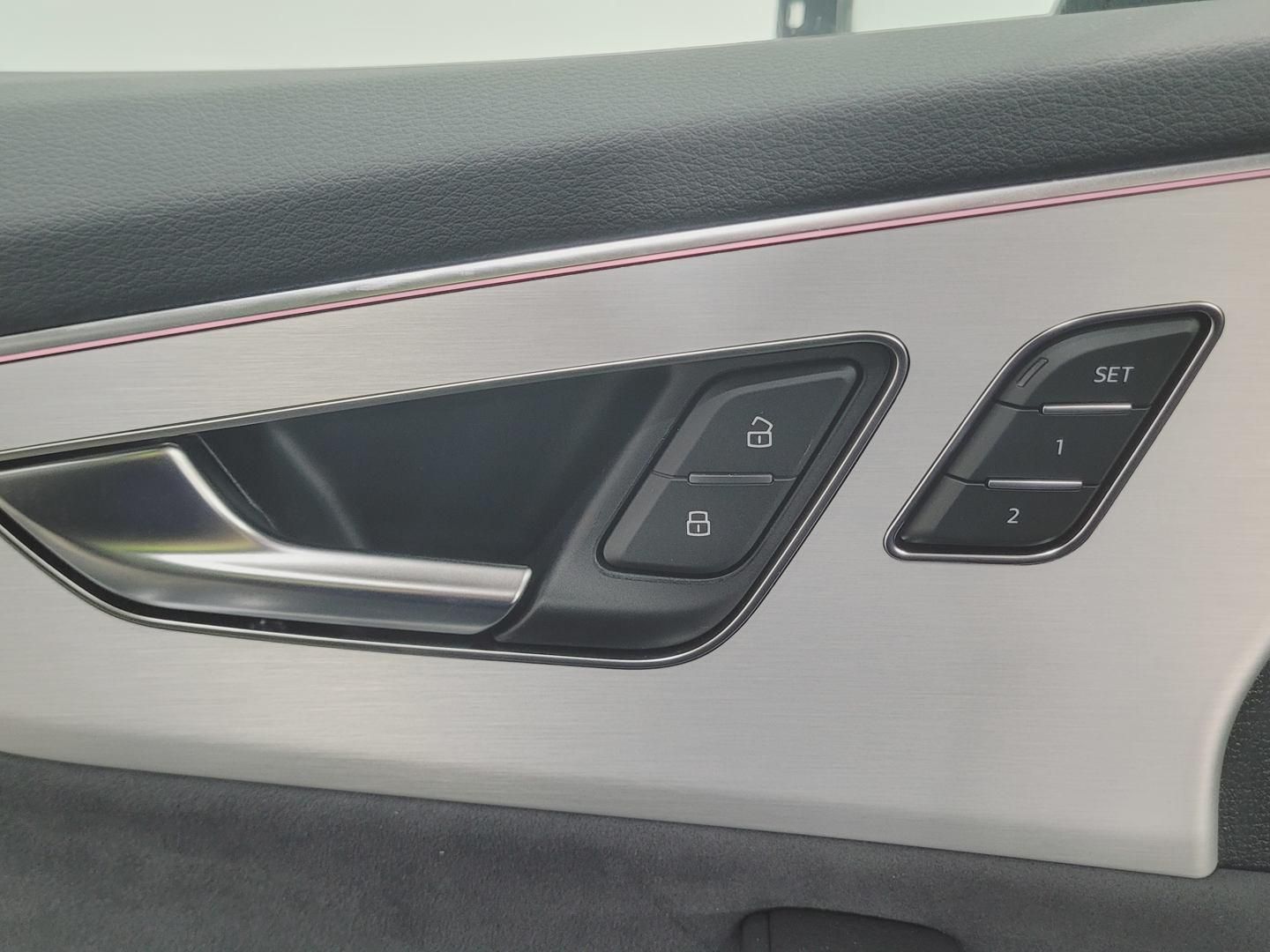 Audi Q8 TFSIe S line 55 TFSIe quattro 290 kW (394 CV) tiptronic
