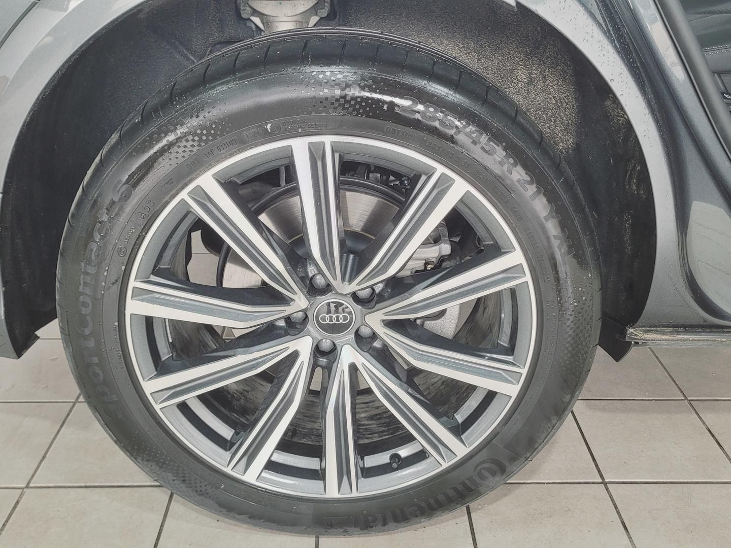 Audi Q8 TFSIe S line 55 TFSIe quattro 290 kW (394 CV) tiptronic