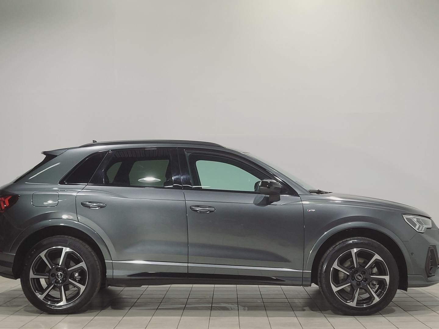 Audi Q3 TFSIe Black line 45 TFSI e 180 kW (245 CV) S tronic