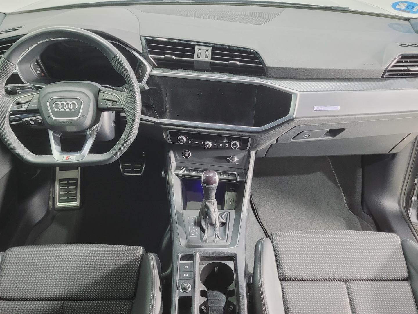 Audi Q3 TFSIe Black line 45 TFSI e 180 kW (245 CV) S tronic