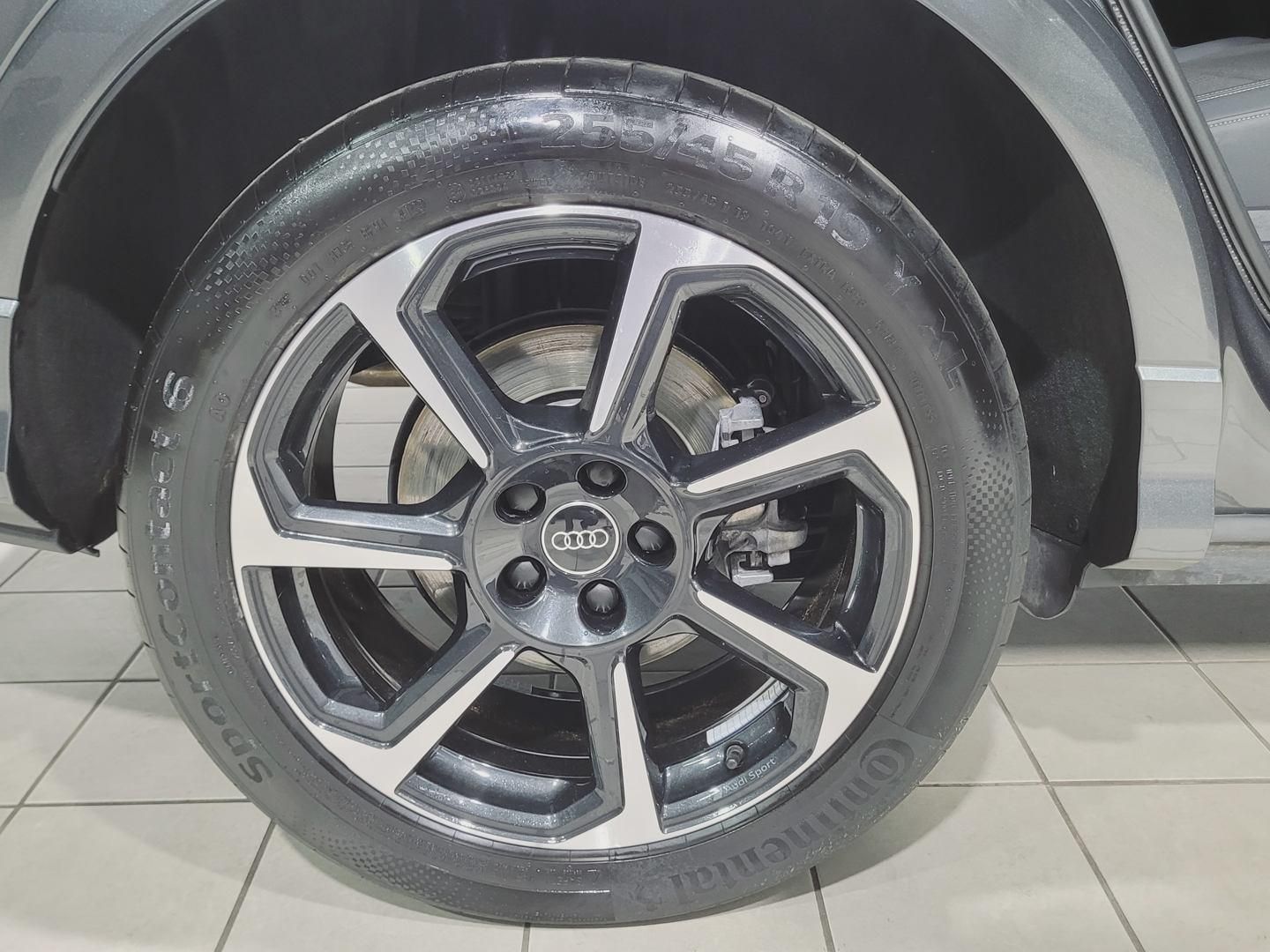 Audi Q3 TFSIe Black line 45 TFSI e 180 kW (245 CV) S tronic