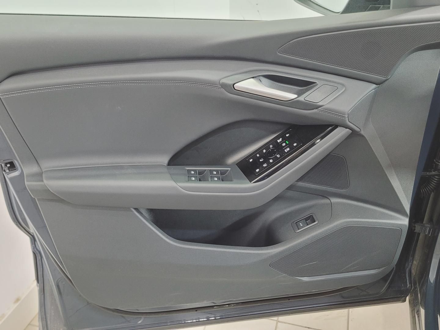 Audi Q6 e-tron S line Quattro 285 kW (388 CV)