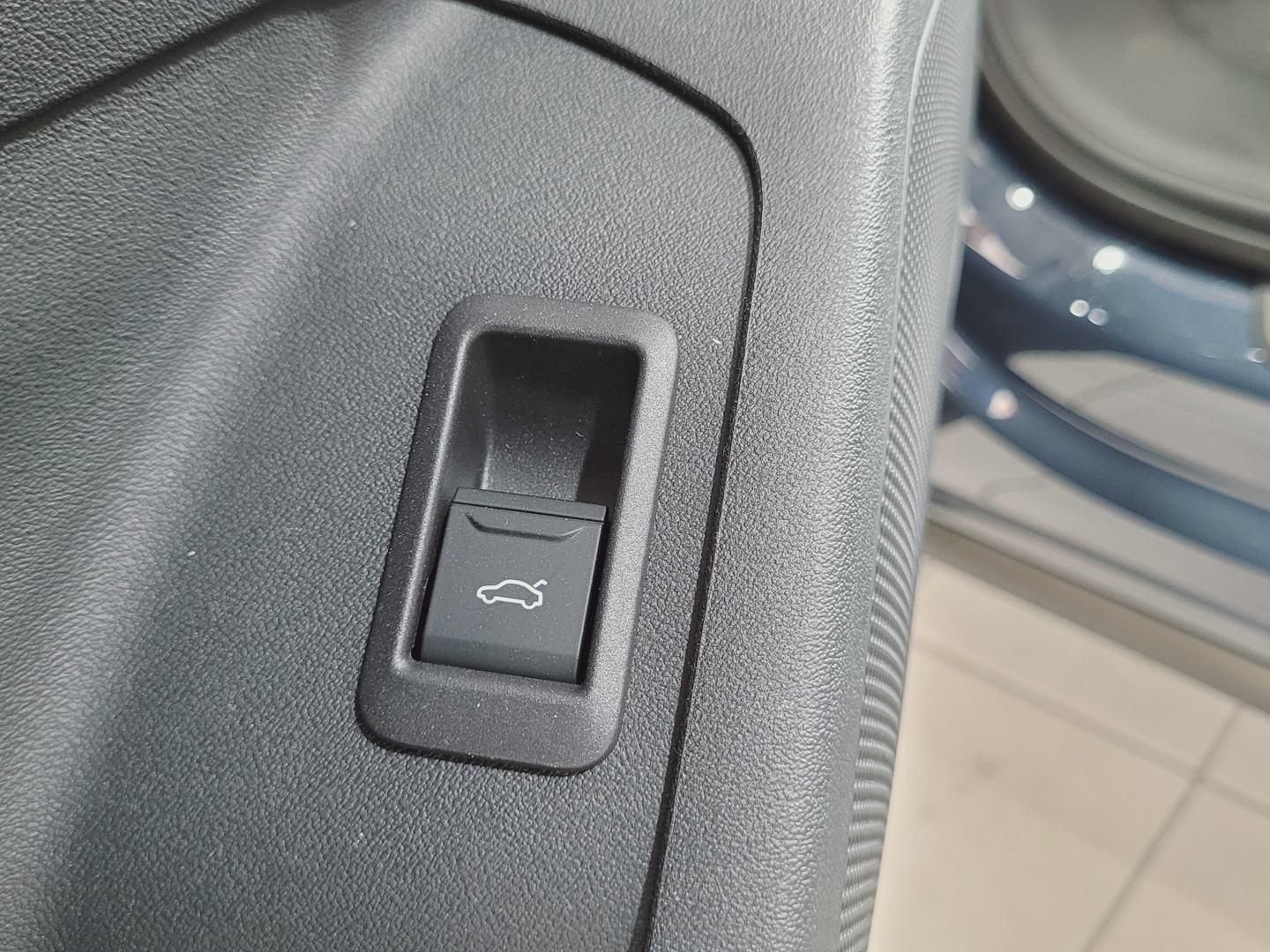 Audi Q6 e-tron S line Quattro 285 kW (388 CV)