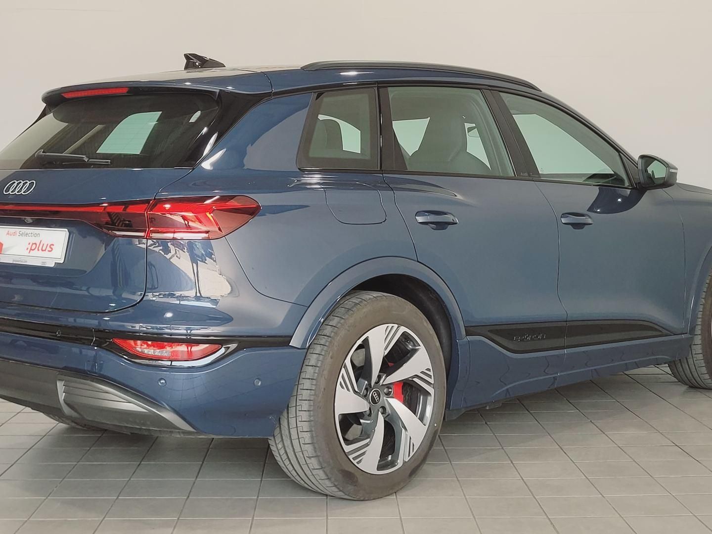 Audi Q6 e-tron S line Quattro 285 kW (388 CV)