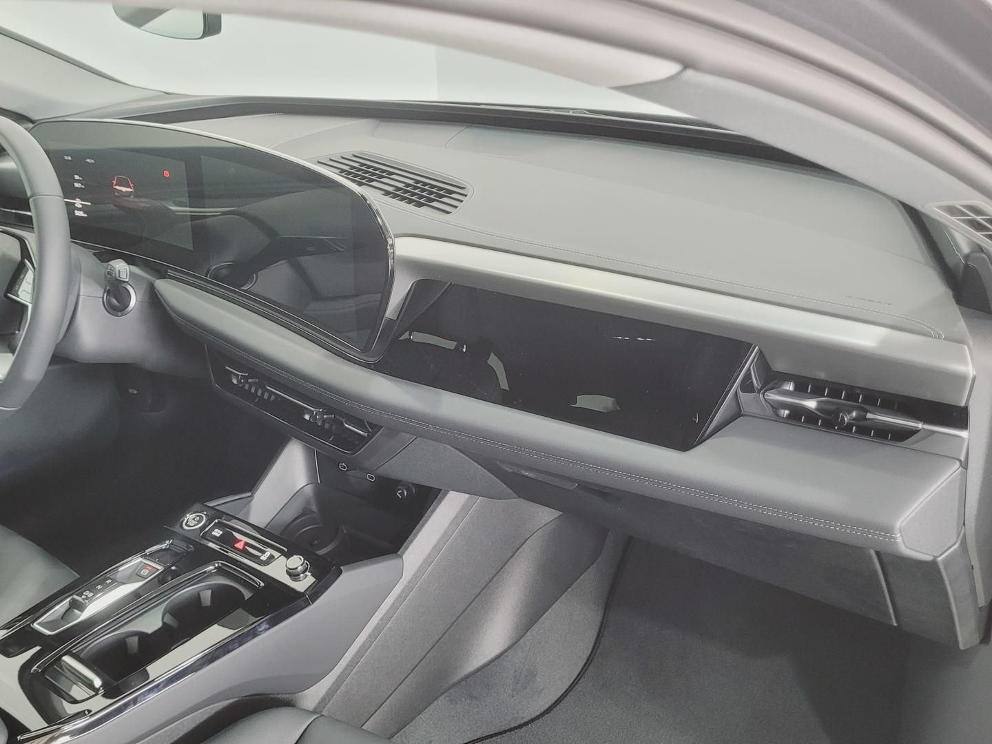 Audi A6 e-tron Avant S Line Performance 280 kW (381 CV)