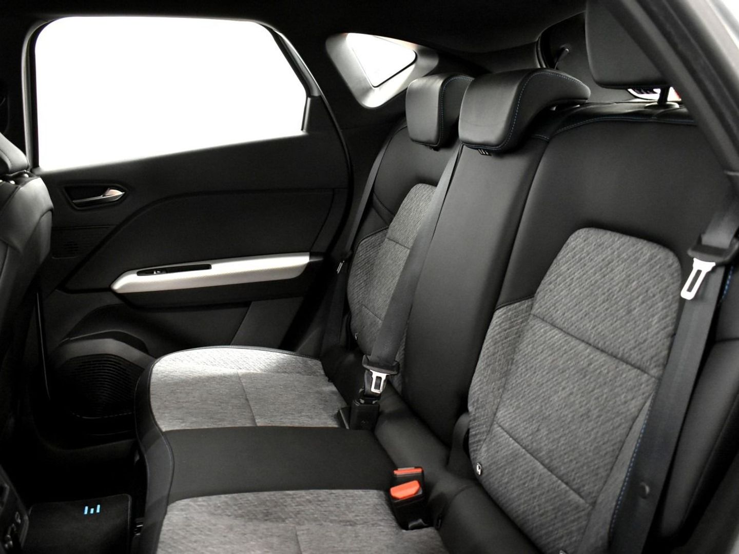 Renault Captur Zen E-TECH Híbrido enchufable 118 kW (160 CV)