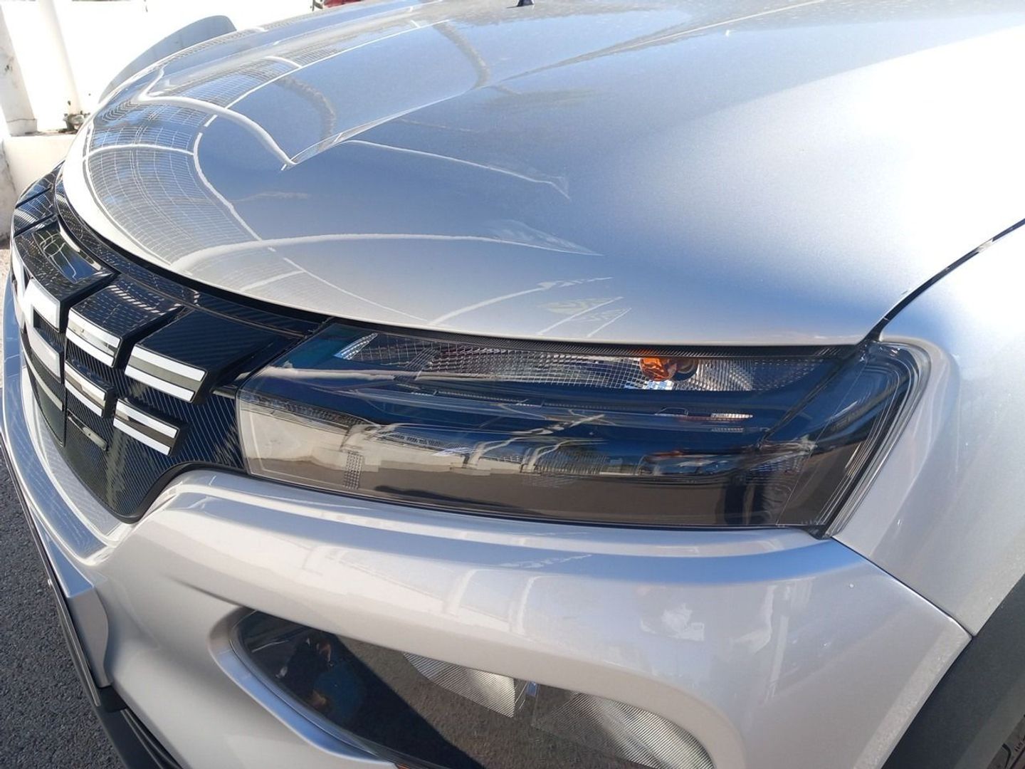 Dacia Spring Extreme Electric 48 kW (65 CV) Gris Sedan