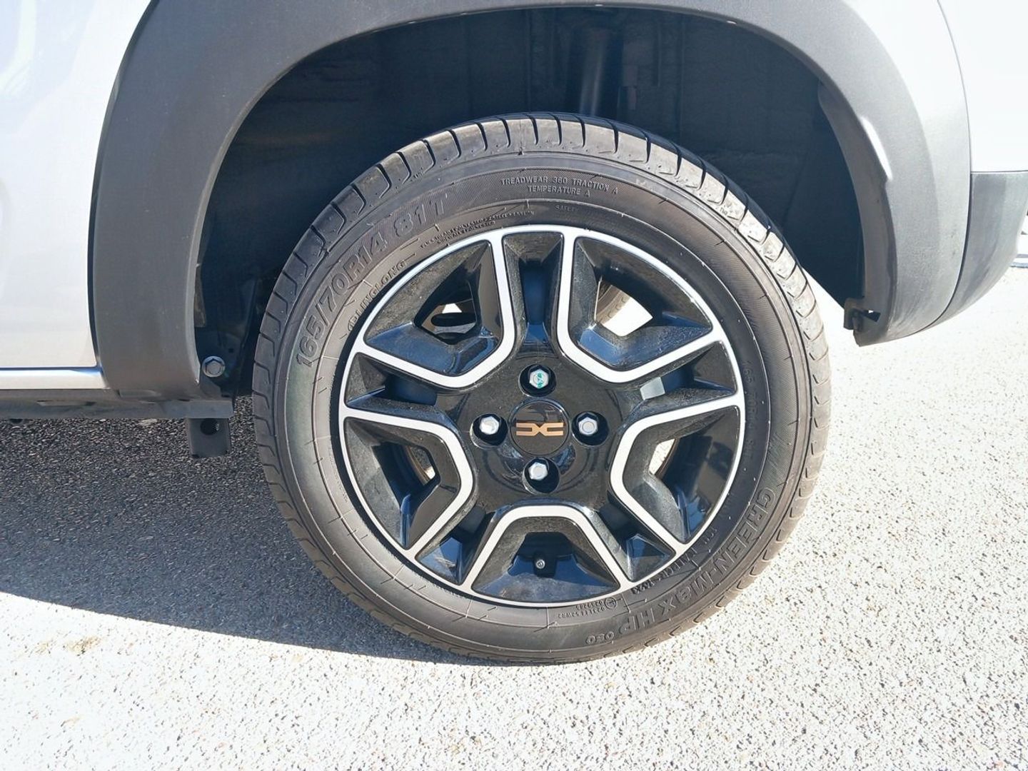 Dacia Spring Extreme Electric 48 kW (65 CV) Gris Sedan