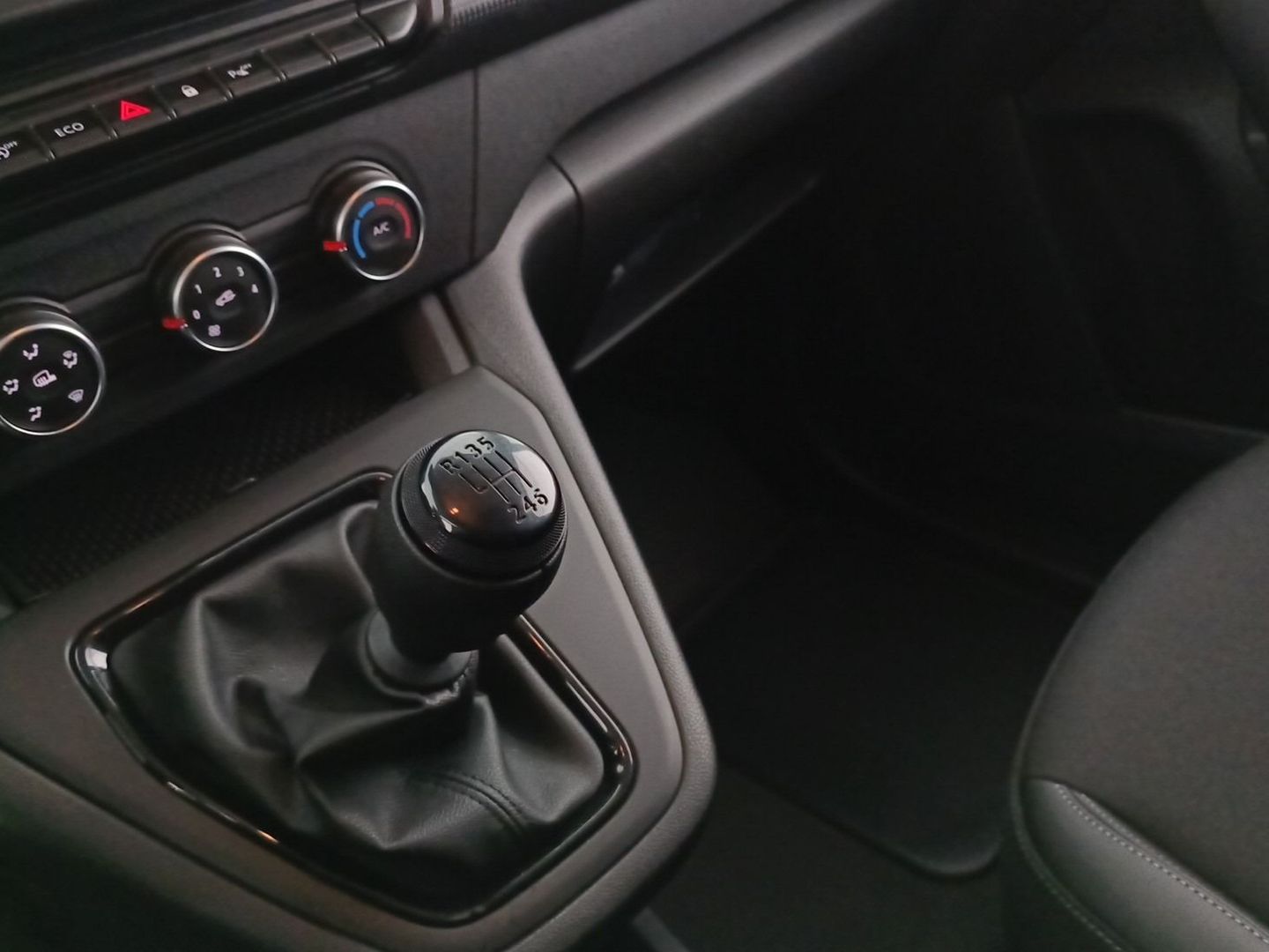 Renault Kangoo Furgon dCi Blue L1 85 kW (115 CV)