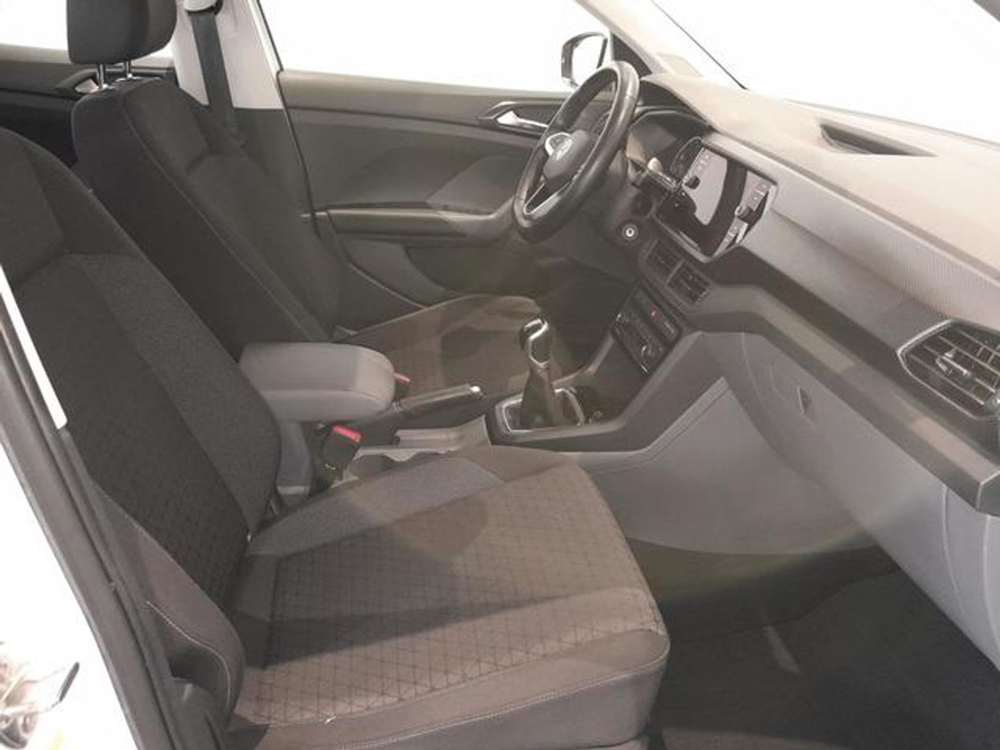 Volkswagen T-Cross Advance 1.0 TSI 81 kW (110 CV)