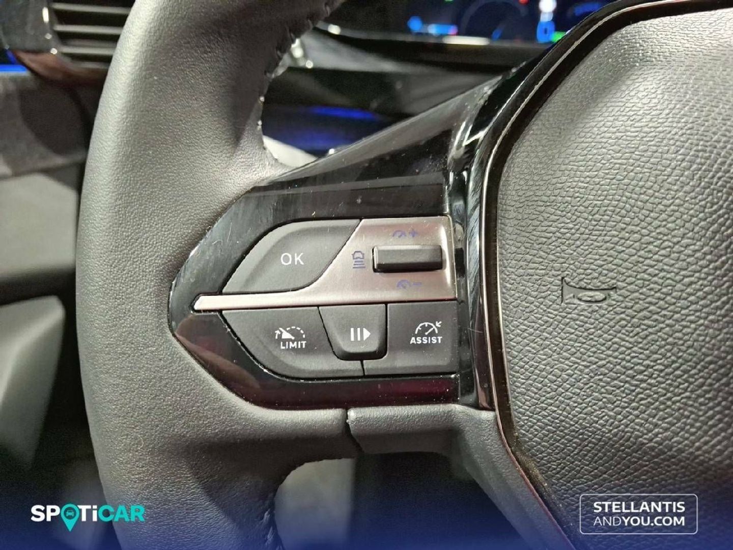Peugeot 408 PHEV 225 Allure Pack e-EAT8 165 kW (224 CV)