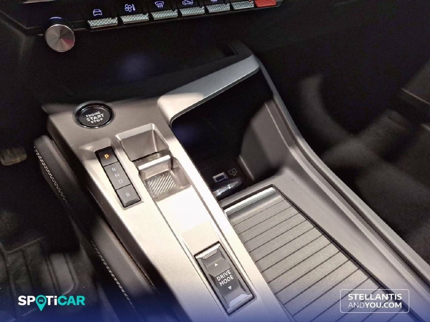 Peugeot 408 PHEV 225 Allure Pack e-EAT8 165 kW (224 CV)