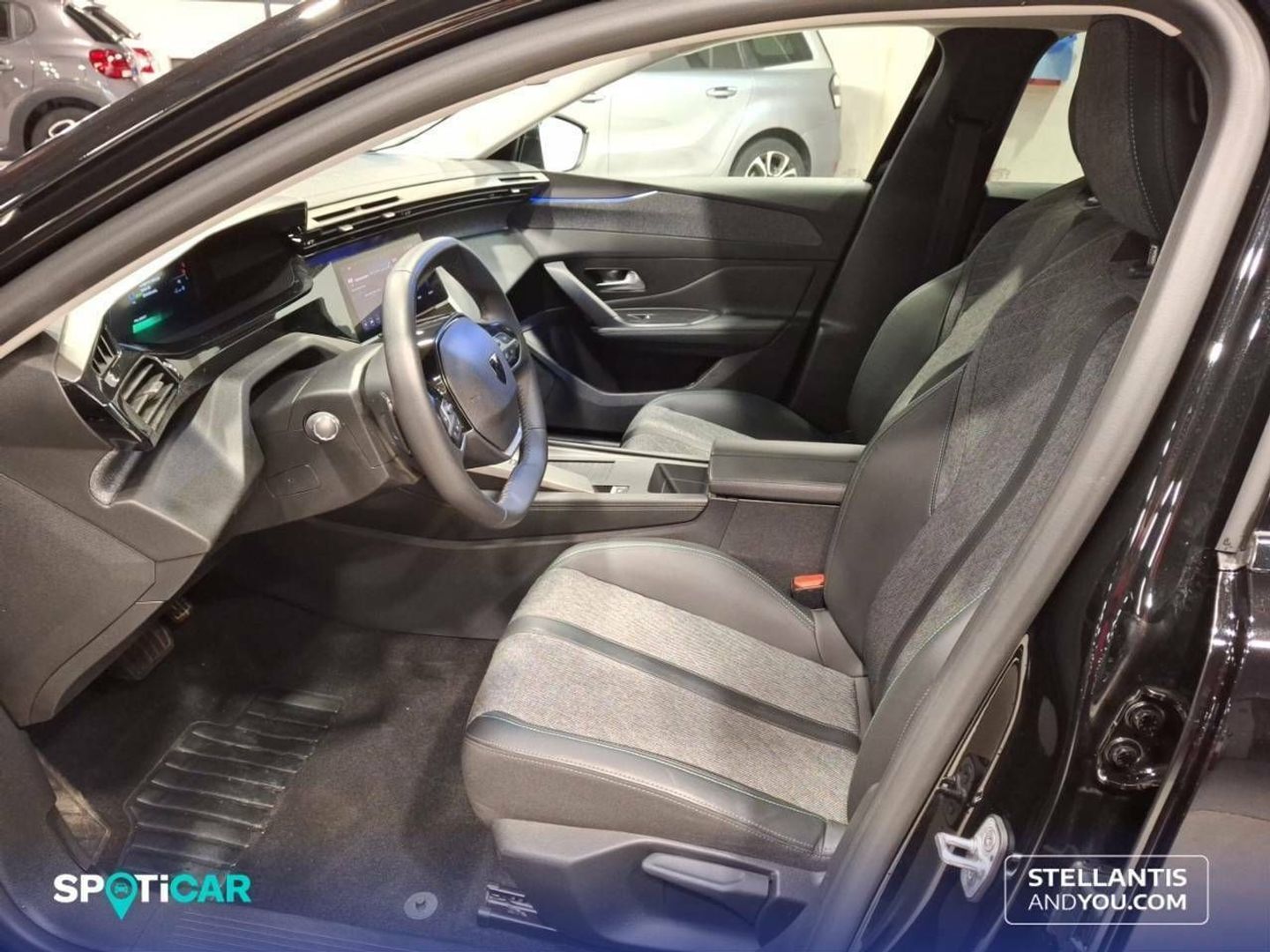Peugeot 408 PHEV 225 Allure Pack e-EAT8 165 kW (224 CV)