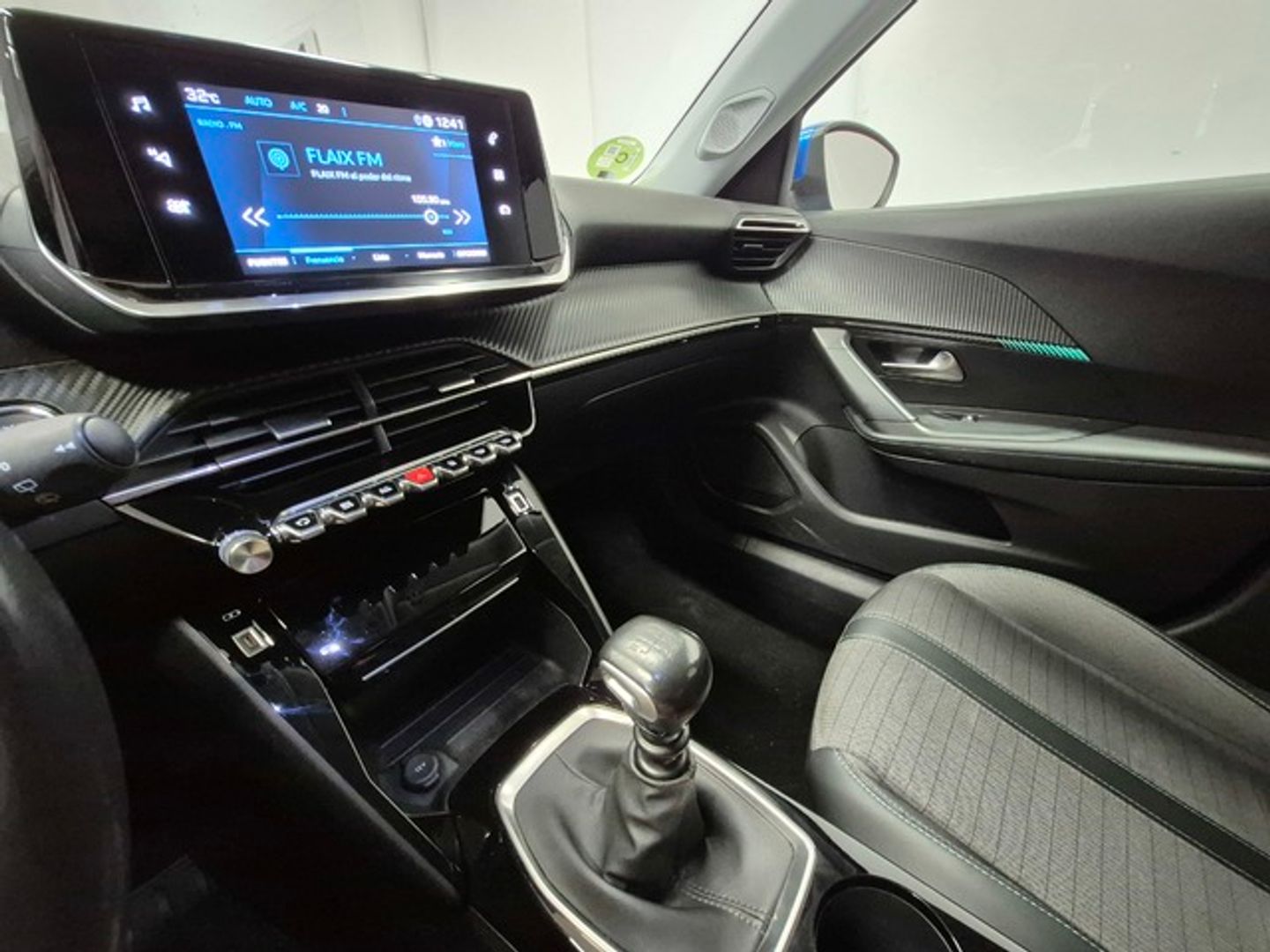Peugeot 2008 PureTech 100 S&S Allure Pack 75 kW (100 CV)